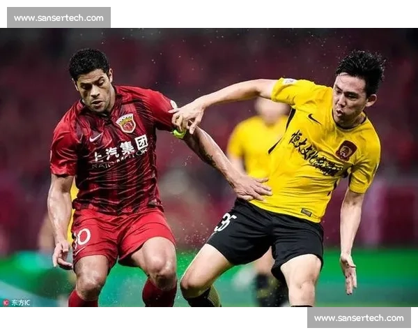 广州恒大对阵上海上港经典对决全场回放与关键瞬间解析精彩战术复盘